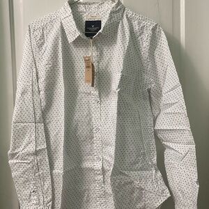 American Eagle White With Black Hearts Button Down - Size S